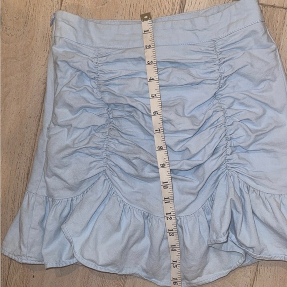 Excellent condition Princess Polly Lillian Mini Ruched Skirt Size:4 - Picture 4 of 7